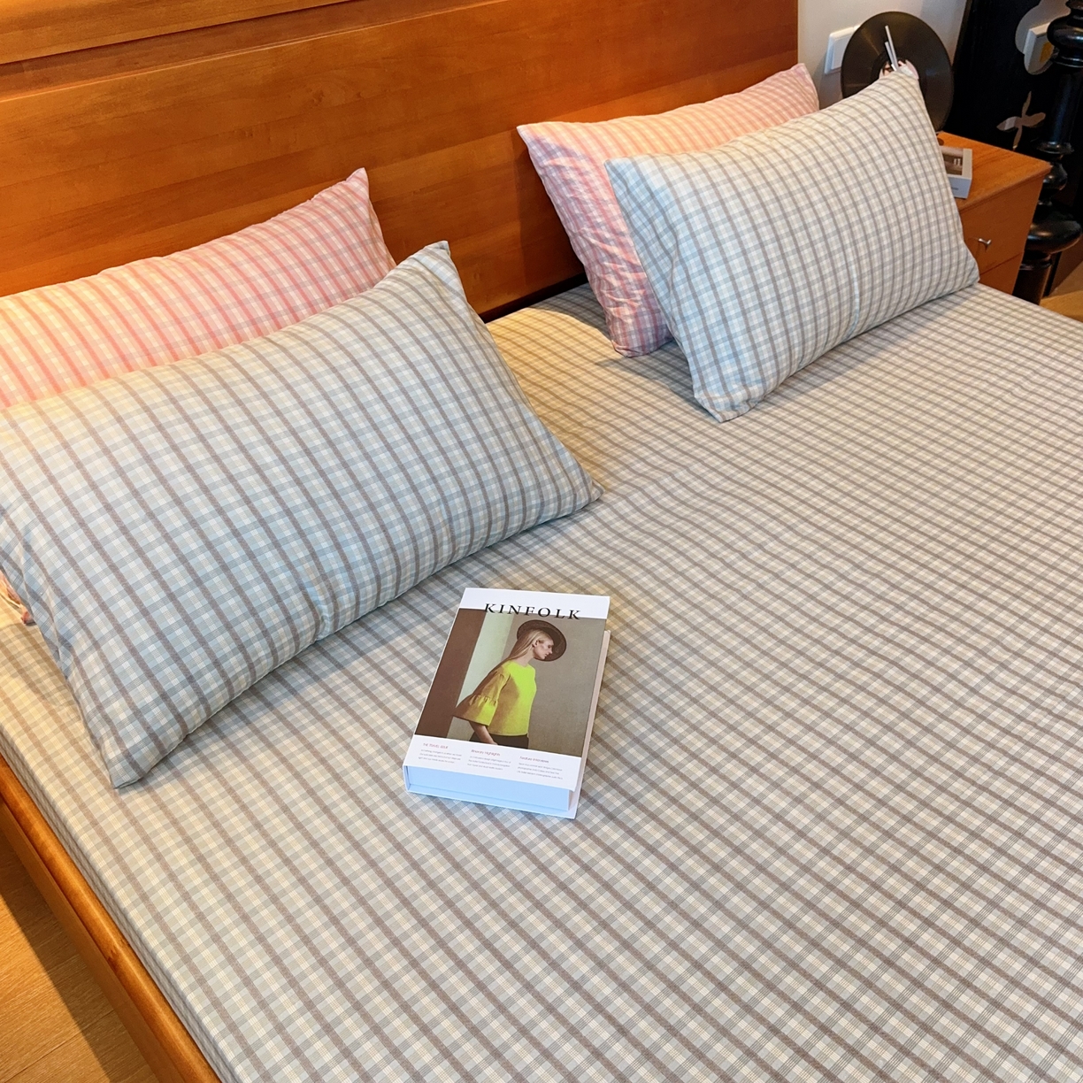 91家纺网 家纺一手货源 找家纺 兜米家居 2025新款简约轻氧水洗色织棉床笠 格纹绿