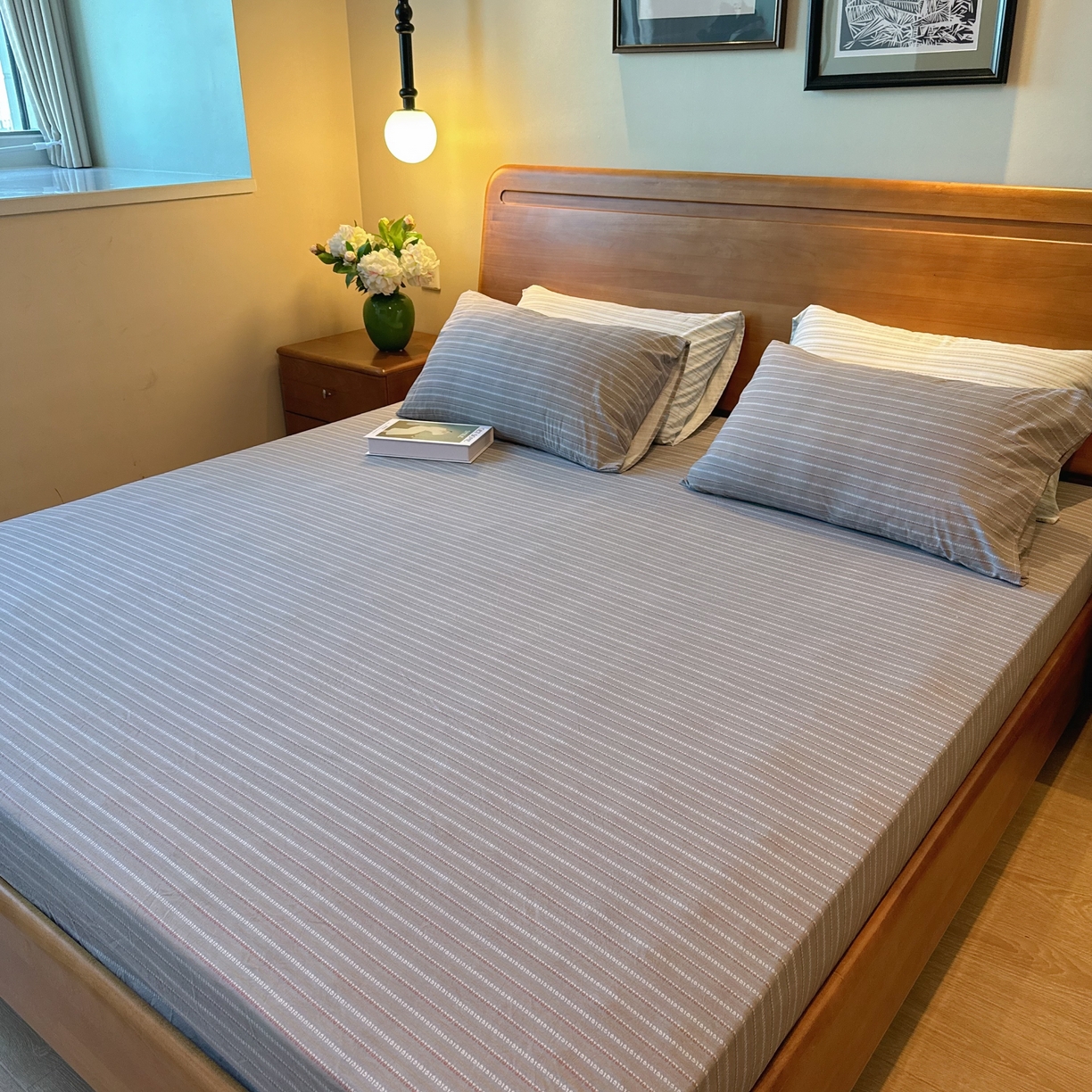 91家纺网 家纺一手货源 找家纺 兜米家居 2025新款简约轻氧水洗色织棉床笠 条纹灰