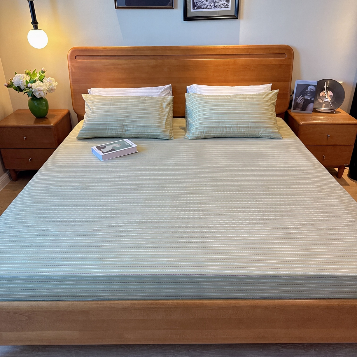 91家纺网 家纺一手货源 找家纺 兜米家居 2025新款简约轻氧水洗色织棉床笠 条纹绿