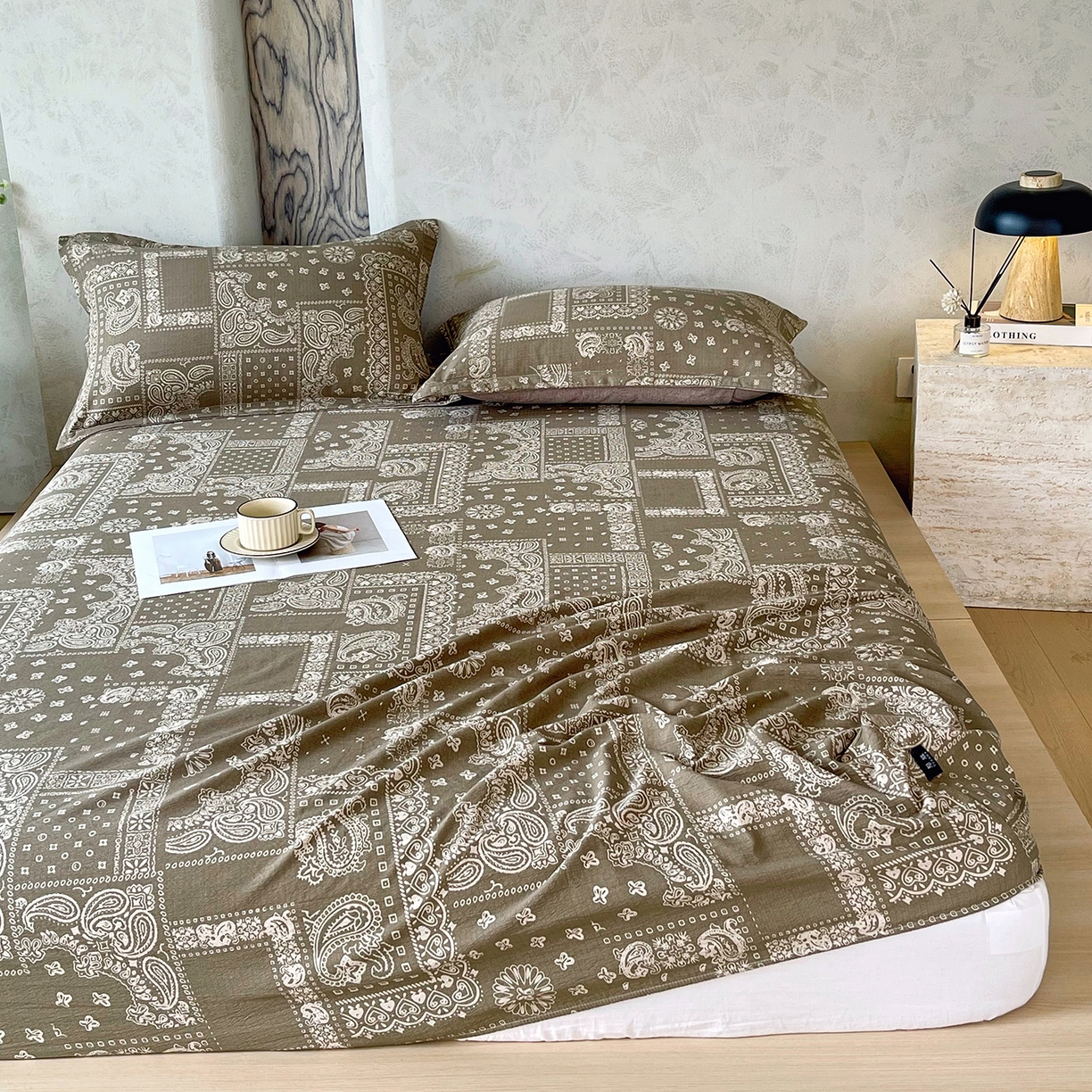 91家纺网 家纺一手货源 找家纺 宝士康家纺 2025新款10A抗菌原麻床笠套件/跨境/外贸 墨染芳华