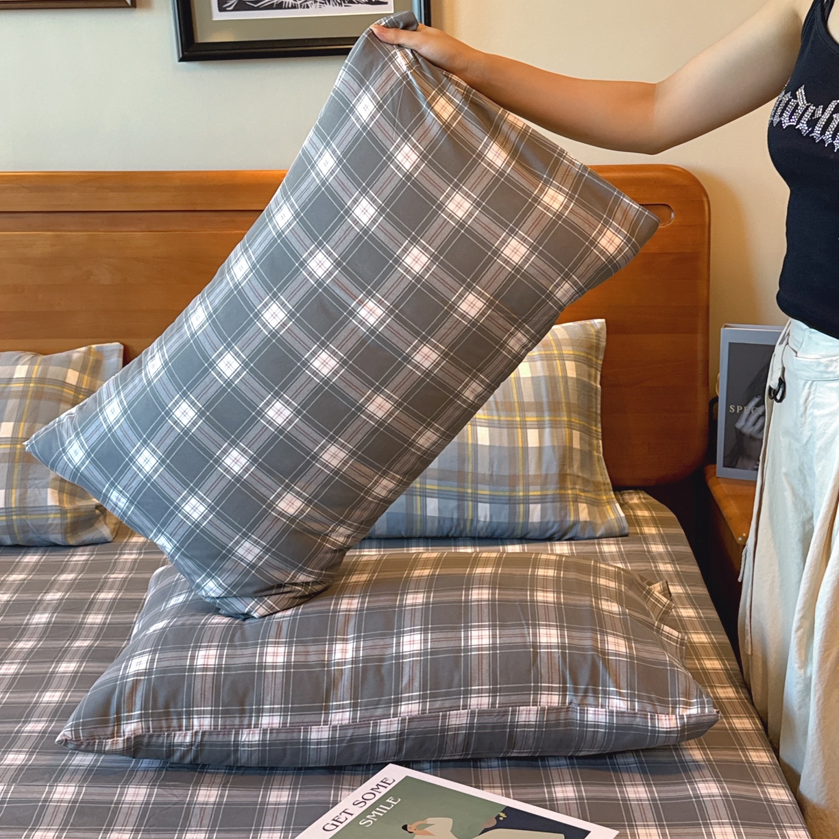 91家纺网 家纺一手货源 找家纺 兜米家居 2025新款简约轻氧水洗色织棉床笠 中格灰