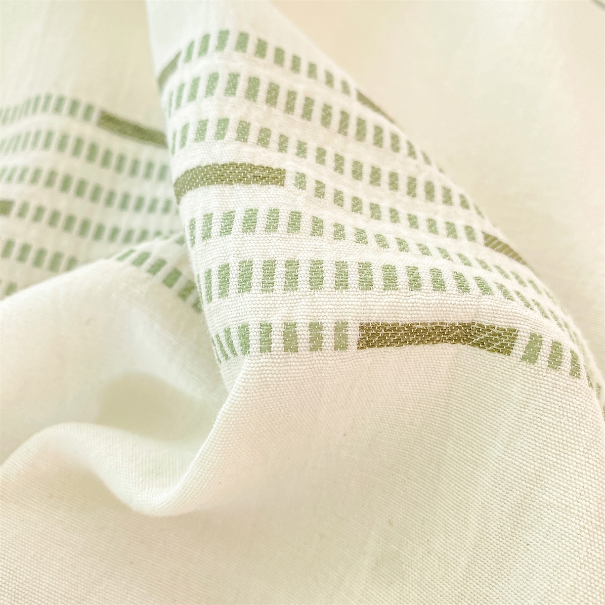 91家纺网 家纺一手货源 找家纺 灰鲸 2025新款全棉色织提花单品床单 素瑾-绿