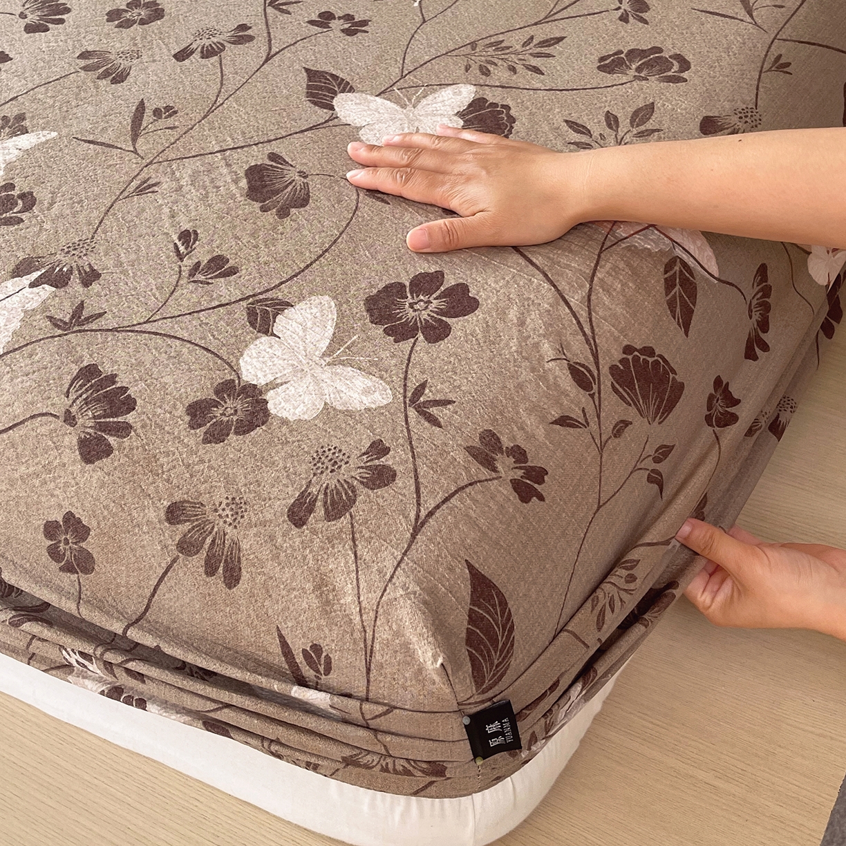 91家纺网 家纺一手货源 找家纺 宝士康家纺 2025新款10A抗菌原麻床笠套件/跨境/外贸 秋风落叶