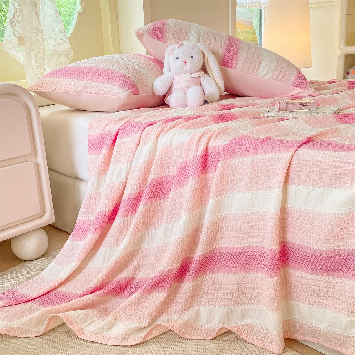 91家纺网 家纺一手货源 找家纺 灰鲸 2025新款全棉色织提花单品床单 泛歌-粉