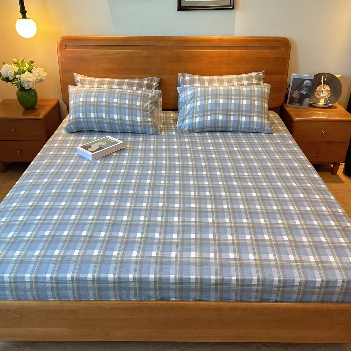 91家纺网 家纺一手货源 找家纺 兜米家居 2025新款简约轻氧水洗色织棉床笠 中格蓝