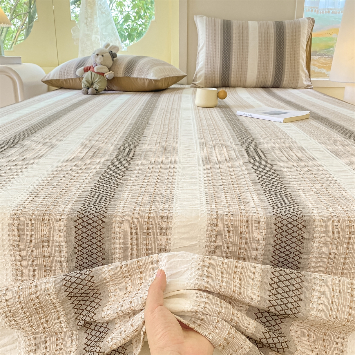 91家纺网 家纺一手货源 找家纺 灰鲸 2025新款全棉色织提花单品床单 泛歌-咖