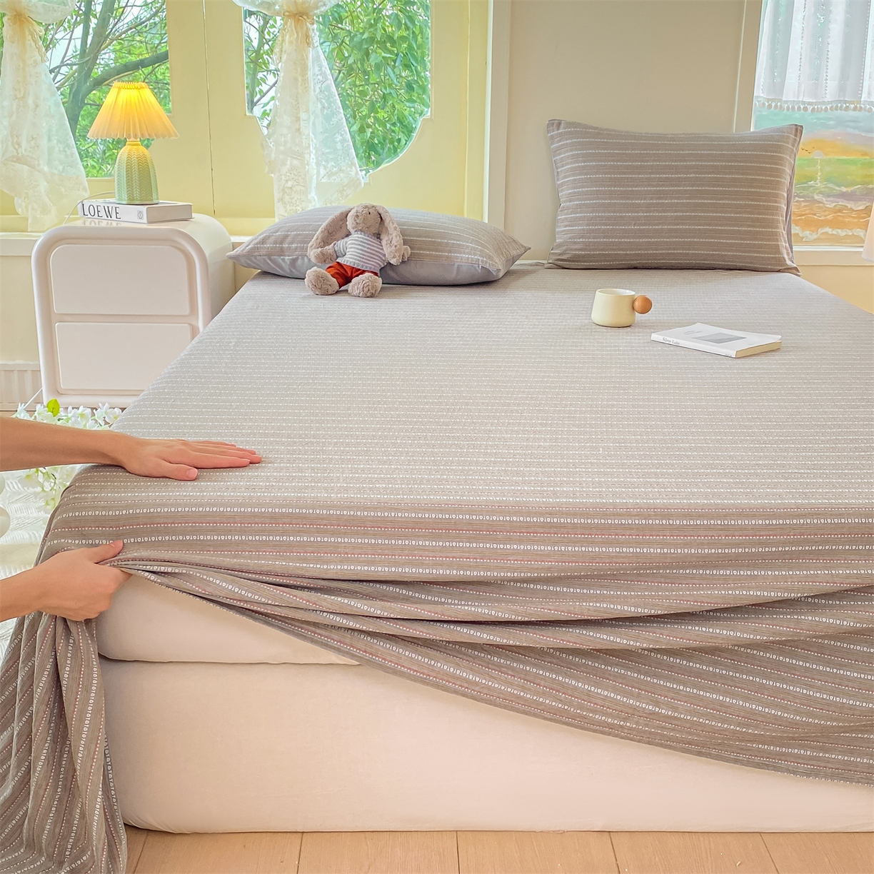 91家纺网 家纺一手货源 找家纺 灰鲸 2025新款全棉色织提花单品床单 美拉-灰