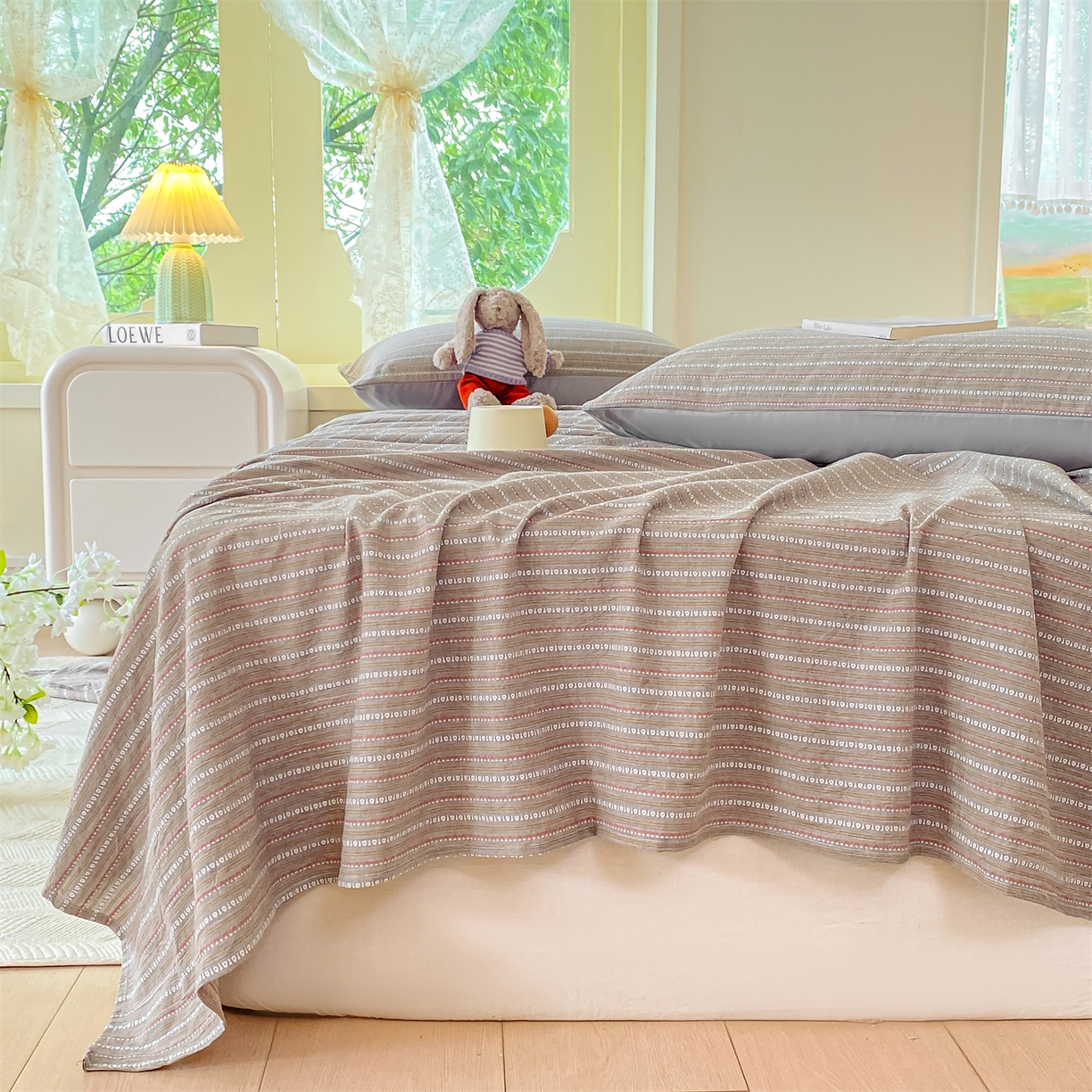 91家纺网 家纺一手货源 找家纺 灰鲸 2025新款全棉色织提花单品床单 美拉-灰