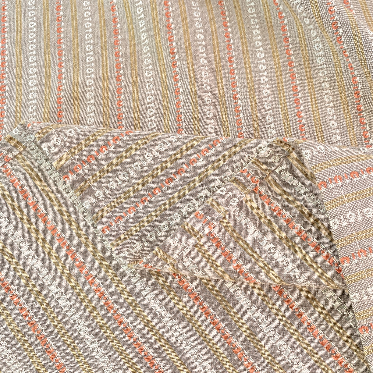 91家纺网 家纺一手货源 找家纺 灰鲸 2025新款全棉色织提花单品床单 美拉-灰