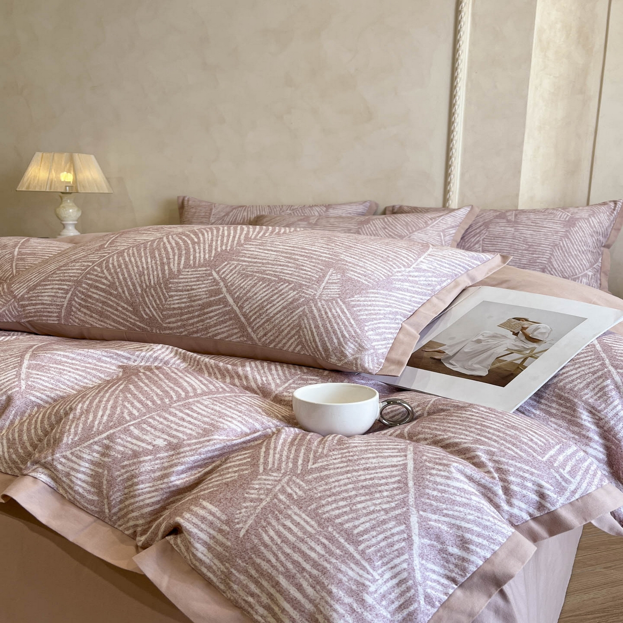 91家纺网 家纺一手货源 找家纺 柠馨2025全棉磨毛印花四件套精致小边款 睕晚