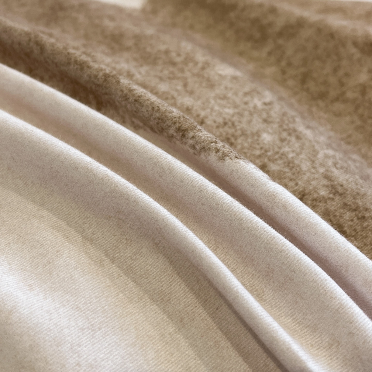 91家纺网 家纺一手货源 找家纺 柠馨2025全棉磨毛印花四件套精致小边款 心心恋