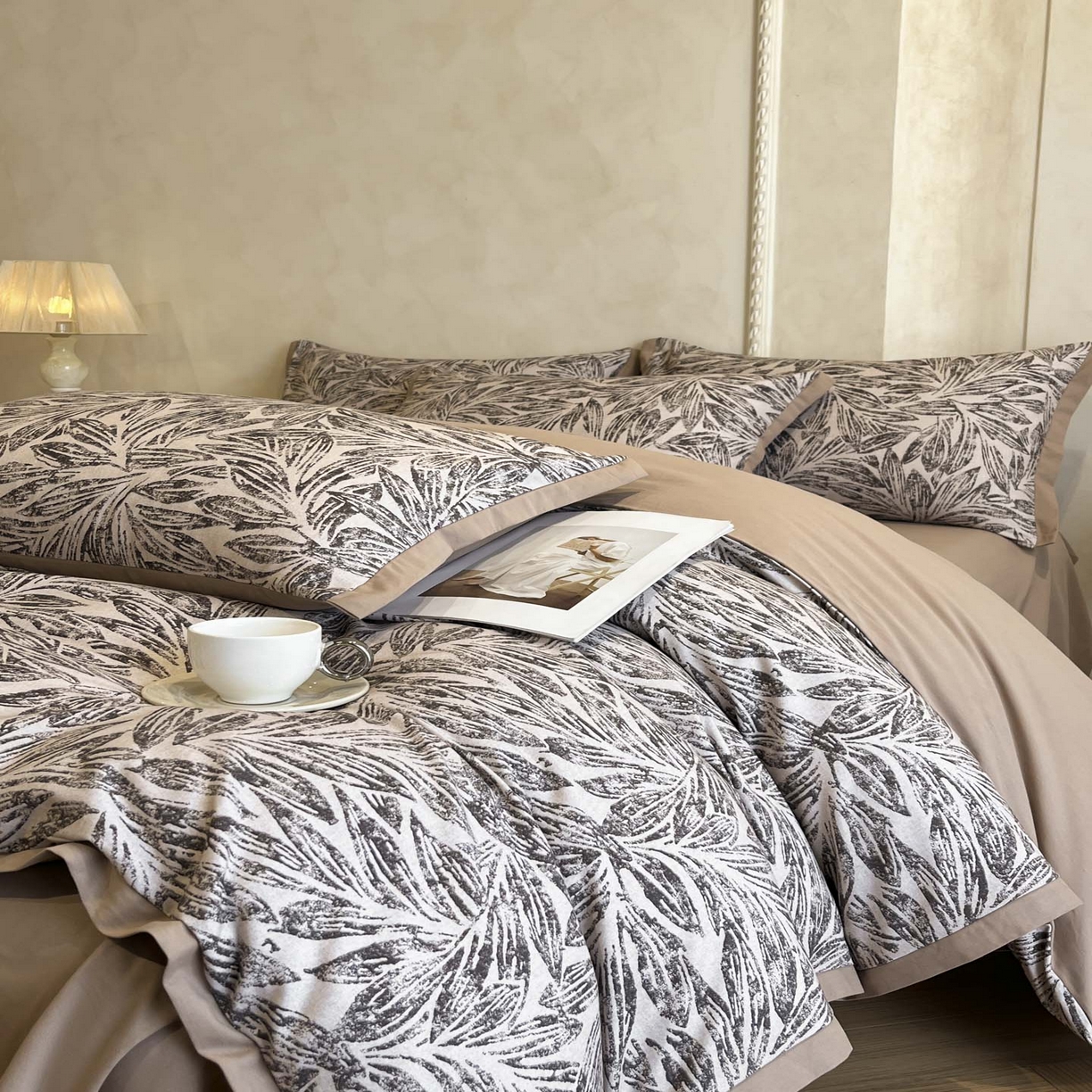 91家纺网 家纺一手货源 找家纺 柠馨2025全棉磨毛印花四件套精致小边款 渊默