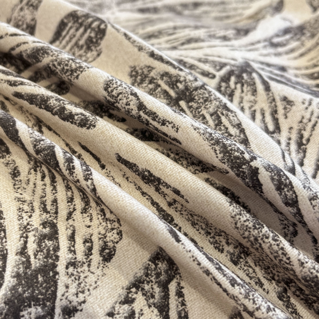 91家纺网 家纺一手货源 找家纺 柠馨2025全棉磨毛印花四件套精致小边款 渊默