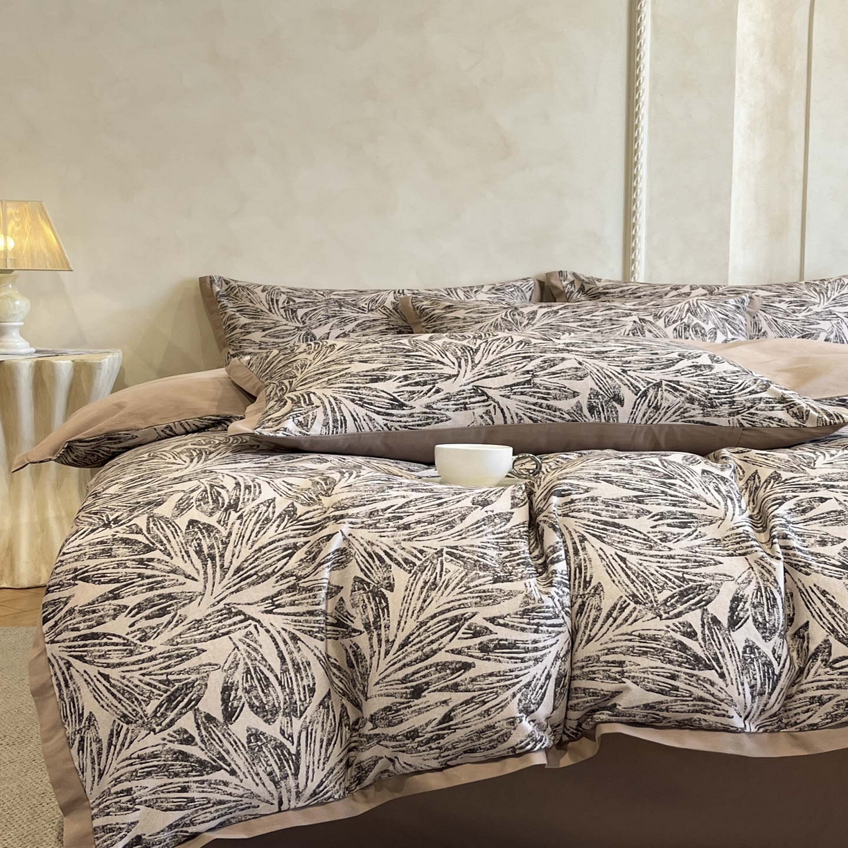 91家纺网 家纺一手货源 找家纺 柠馨2025全棉磨毛印花四件套精致小边款 渊默