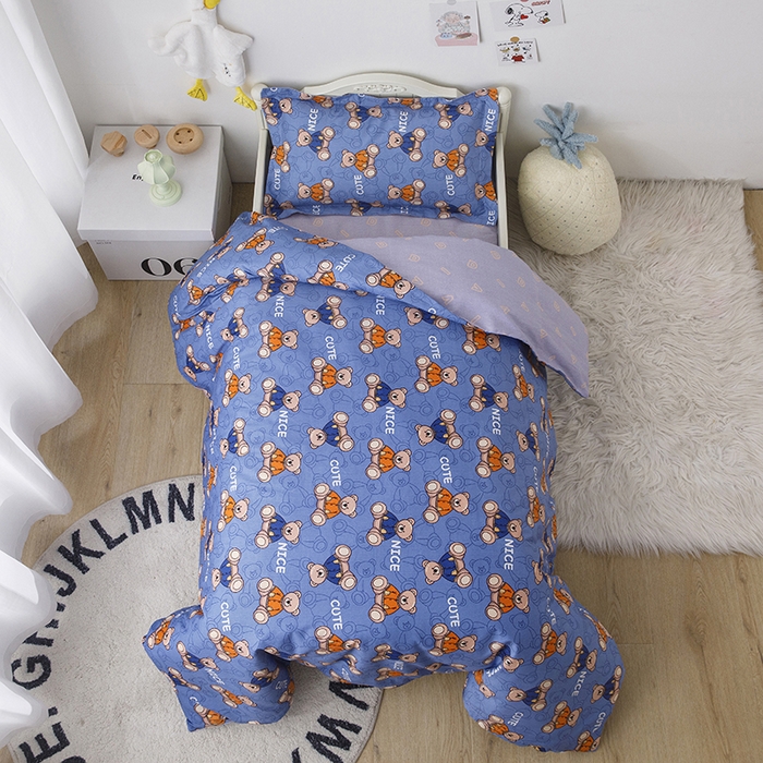 91家纺网 家纺一手货源 找家纺 八零年代 2025新款学生季特惠 全棉幼儿园三件套13372纯棉卡通三件套被套 泰迪小熊