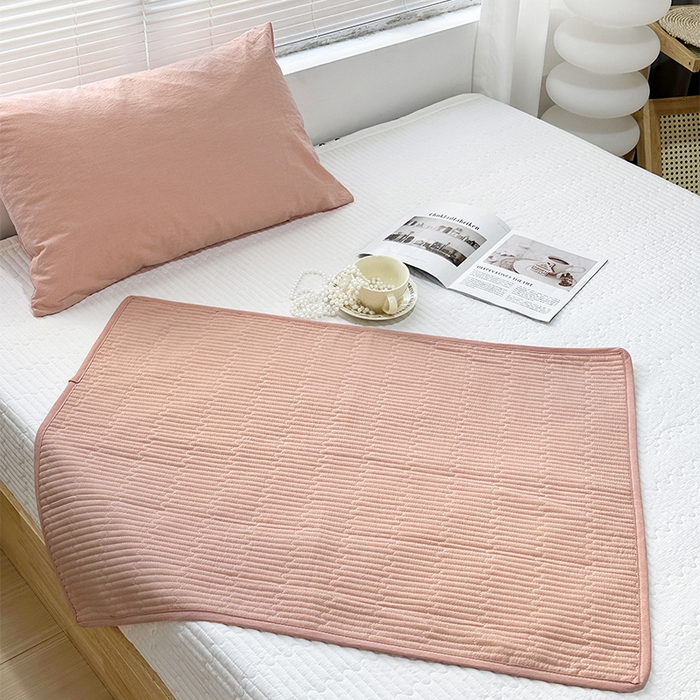拾小柒 2025新款全棉色织水洗棉隔脏姨妈垫护理垫床盖 粉玉色 不防水