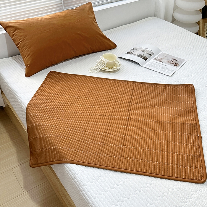 91家纺网 家纺一手货源 找家纺 拾小柒 2025新款全棉色织水洗棉隔脏姨妈垫护理垫床盖 焦糖色 不防水