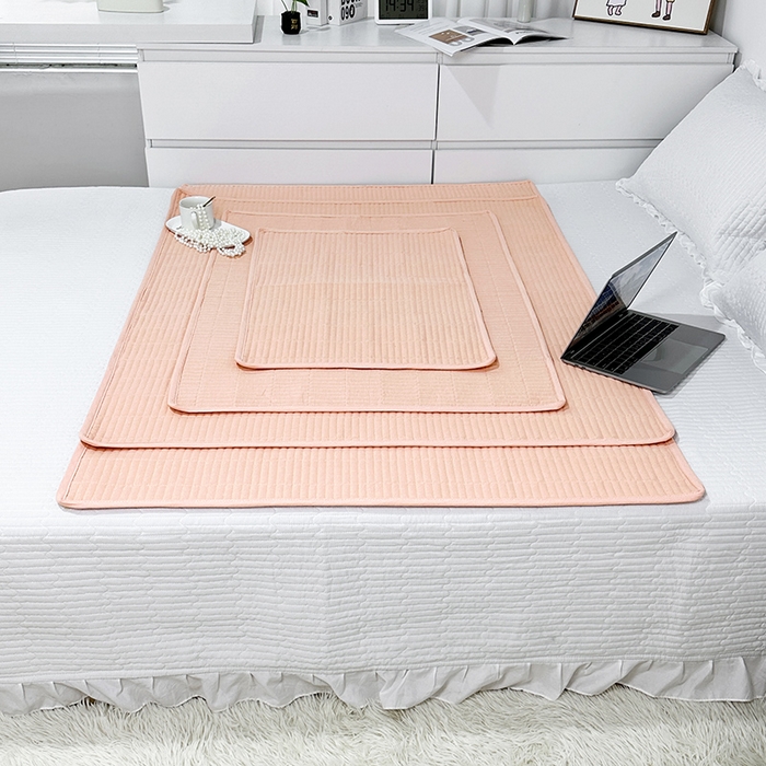 91家纺网 家纺一手货源 找家纺 拾小柒 2025新款全棉色织水洗棉隔脏姨妈垫护理垫床盖 粉玉色 防水