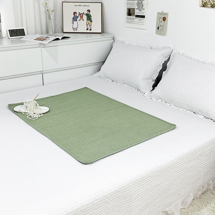 拾小柒 2025新款全棉色织水洗棉隔脏姨妈垫护理垫床盖 浅绿色 防水