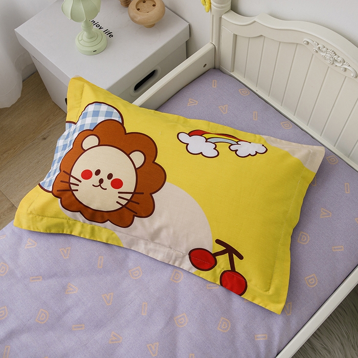 91家纺网 家纺一手货源 找家纺 八零年代 2025新款学生季特惠 全棉幼儿园三件套13372纯棉卡通三件套被套 可爱狮子