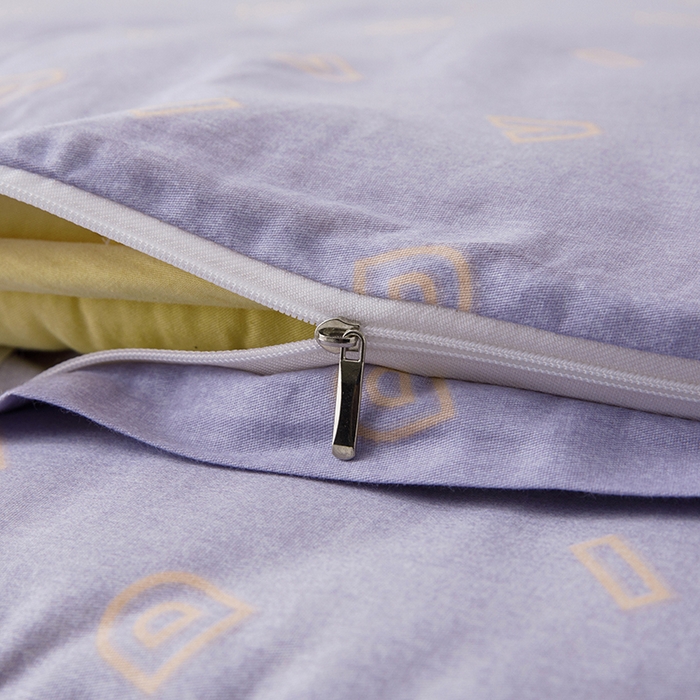 91家纺网 家纺一手货源 找家纺 八零年代 2025新款学生季特惠 全棉幼儿园三件套13372纯棉卡通三件套被套 可爱狮子