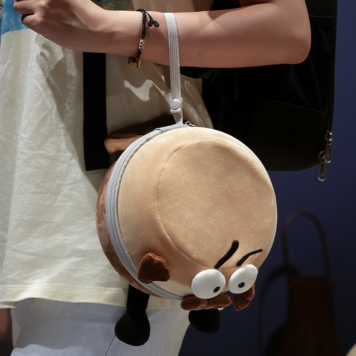 91家纺网 家纺一手货源 找家纺 （总）仟亿莱 2025新款大头蟑螂仔记忆棉u枕套盒