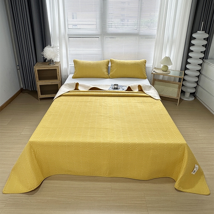 拾小柒 2025新款全棉色织水洗棉夹棉防滑床盖 姜黄色