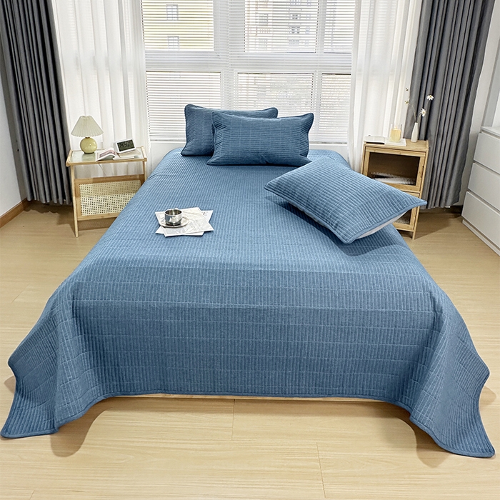 拾小柒 2025新款全棉色织水洗棉夹棉防滑床盖防水款 牛仔蓝