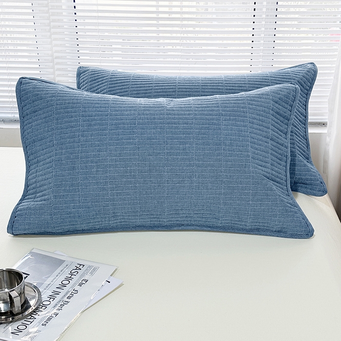 91家纺网 家纺一手货源 找家纺 拾小柒 2025新款全棉色织水洗棉夹棉防滑床盖防水款 牛仔蓝