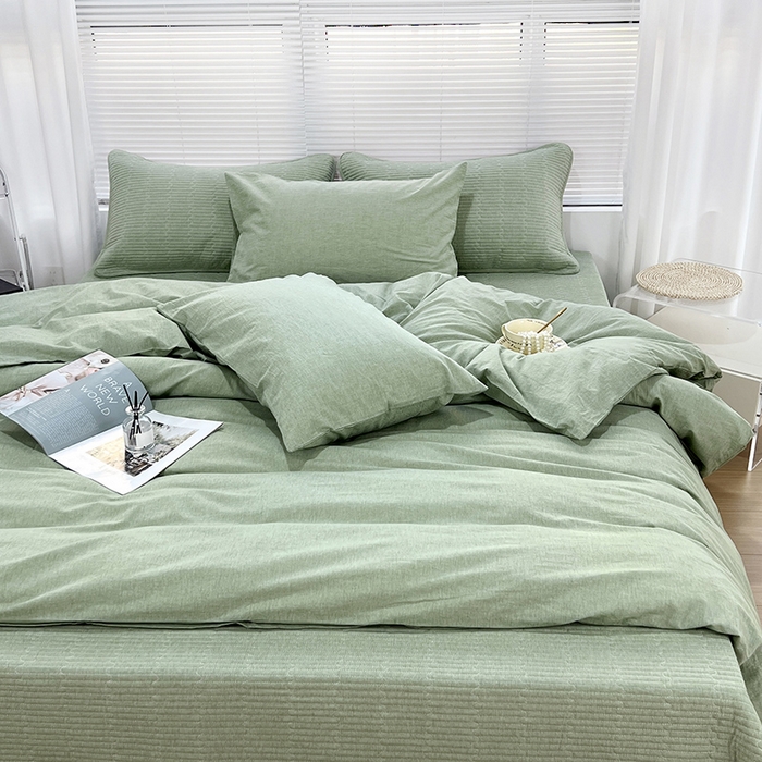 91家纺网 家纺一手货源 找家纺 （总）拾小柒 2025新款全棉色织水洗棉防滑夹棉床盖三四件套