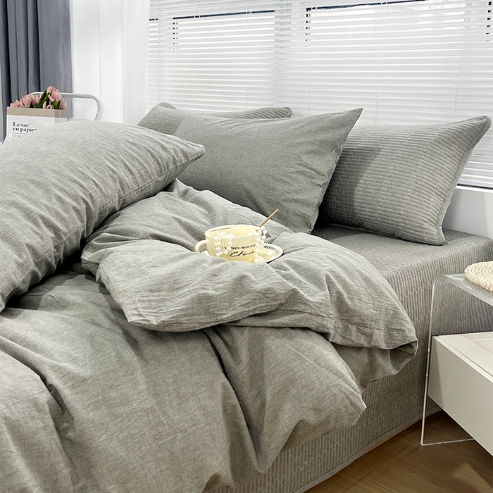 91家纺网 家纺一手货源 找家纺 拾小柒 2025新款全棉色织水洗棉防滑夹棉床盖三四件套 青灰色