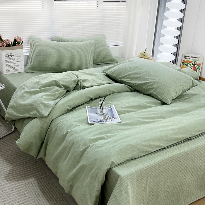 91家纺网 家纺一手货源 找家纺 拾小柒 2025新款全棉色织水洗棉防滑夹棉床盖三四件套 浅绿色