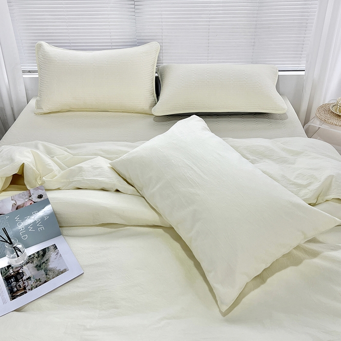 91家纺网 家纺一手货源 找家纺 拾小柒 2025新款全棉色织水洗棉防滑夹棉床盖三四件套 鹅黄色