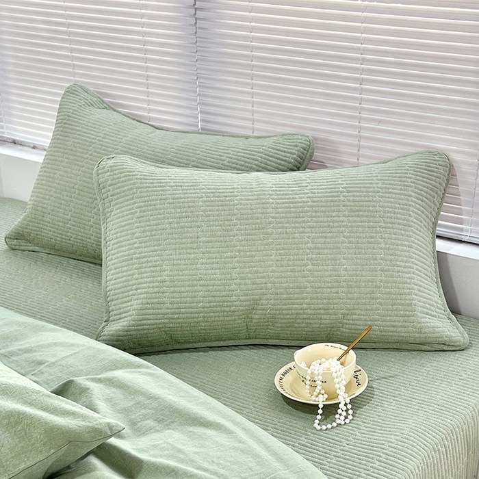 91家纺网 家纺一手货源 找家纺 拾小柒 2025新款全棉色织水洗棉夹棉隔脏污枕套 浅绿色