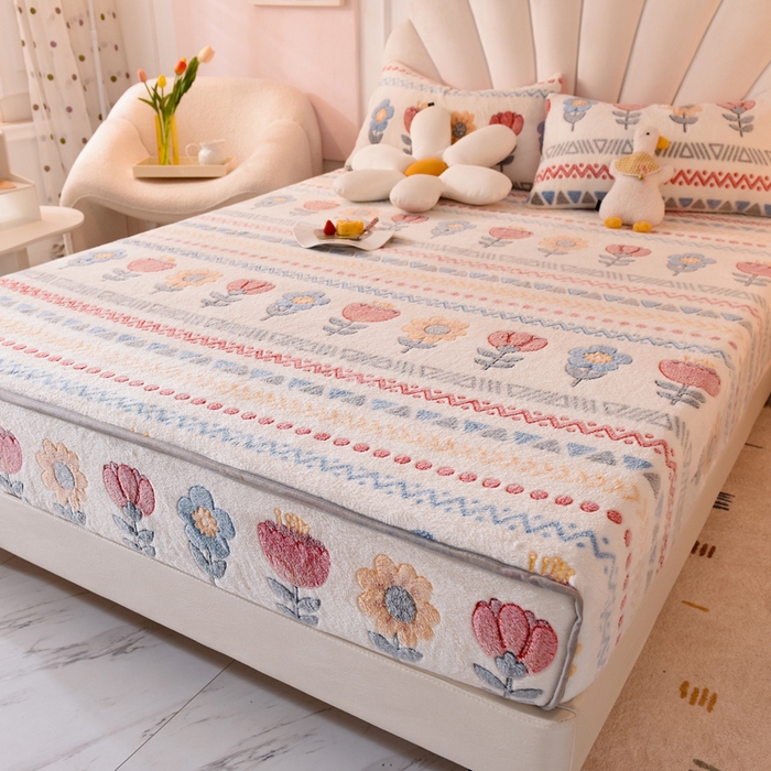 91家纺网 家纺一手货源 找家纺 慕梵家居2025新款雪花绒床笠 波西米亚