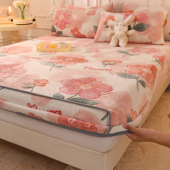 91家纺网 家纺一手货源 找家纺 慕梵家居2025新款雪花绒床笠 繁花似锦