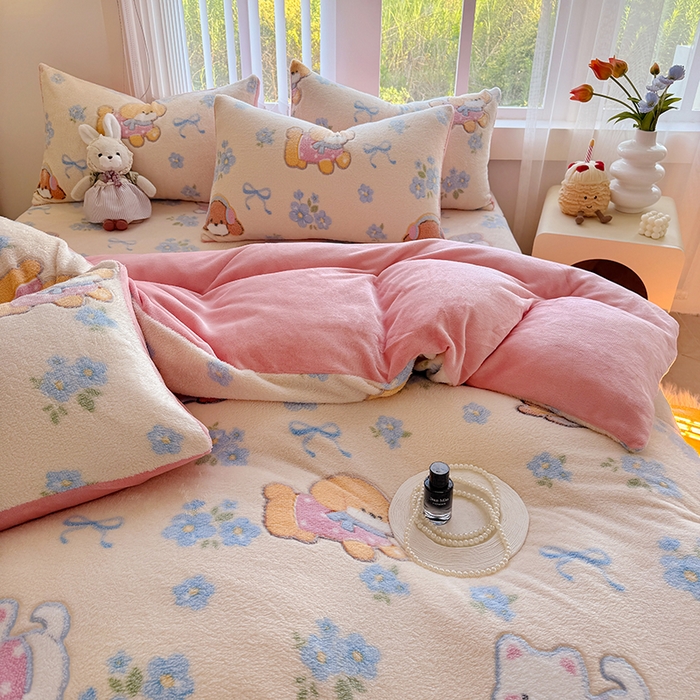 91家纺网 家纺一手货源 找家纺 慕梵家居2025新款雪花绒床笠 美好时光