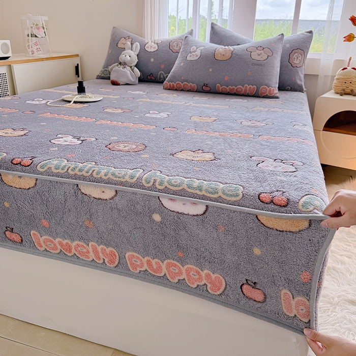 91家纺网 家纺一手货源 找家纺 慕梵家居2025新款雪花绒床笠 萌趣-灰