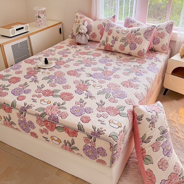 91家纺网 家纺一手货源 找家纺 慕梵家居2025新款雪花绒床笠 晴空花漾