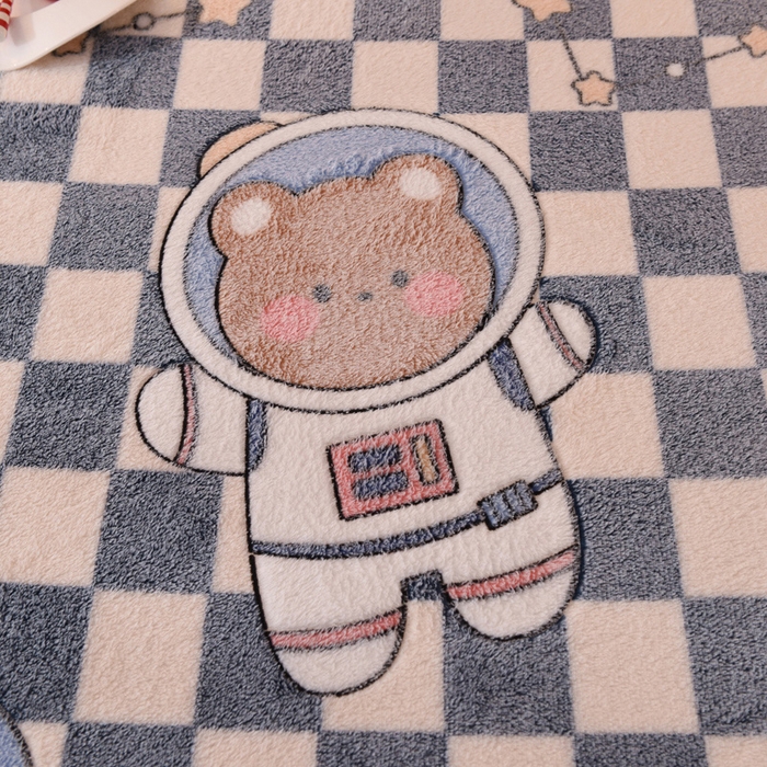 91家纺网 家纺一手货源 找家纺 慕梵家居2025新款雪花绒床笠 太空熊