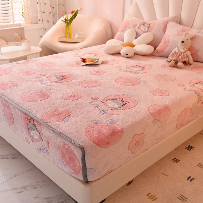 91家纺网 家纺一手货源 找家纺 慕梵家居2025新款雪花绒床笠 桃子少女