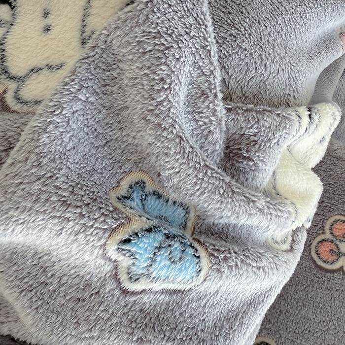 91家纺网 家纺一手货源 找家纺 慕梵家居2025新款雪花绒床笠 汪汪旋风