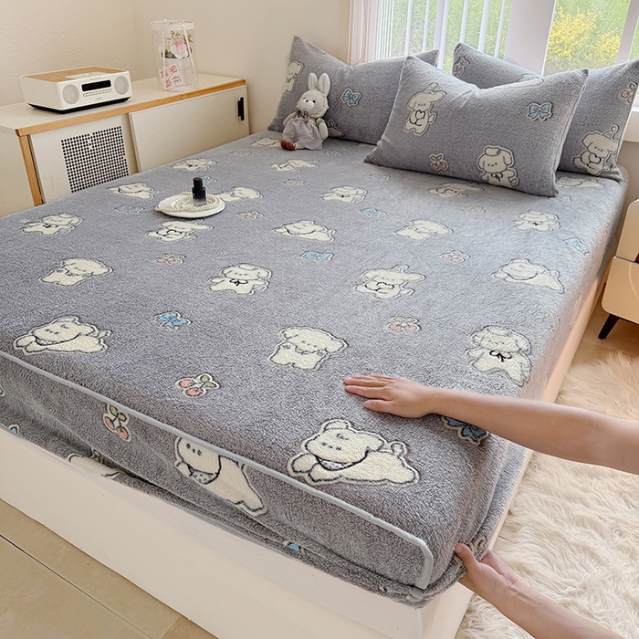 91家纺网 家纺一手货源 找家纺 慕梵家居2025新款雪花绒床笠 汪汪旋风