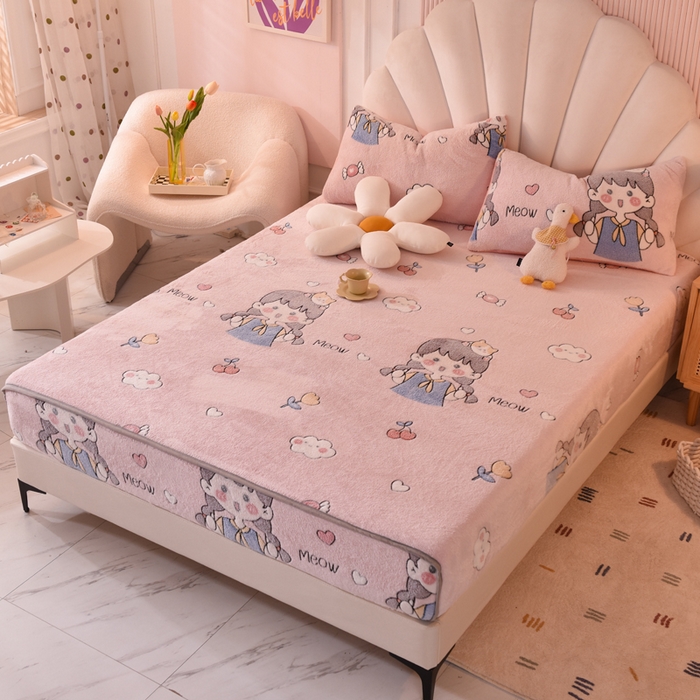 91家纺网 家纺一手货源 找家纺 慕梵家居2025新款雪花绒床笠 樱桃女孩