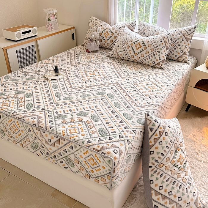 91家纺网 家纺一手货源 找家纺 慕梵家居2025新款雪花绒床笠 月光几何