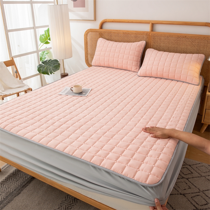 91家纺网 家纺一手货源 找家纺 拾小柒 2025新款A类原棉大豆纤维加厚床褥子床垫保护垫床笠款 浅桃粉