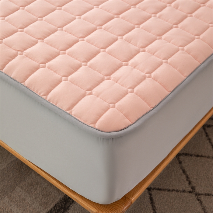 91家纺网 家纺一手货源 找家纺 拾小柒 2025新款A类原棉大豆纤维加厚床褥子床垫保护垫床笠款 浅桃粉