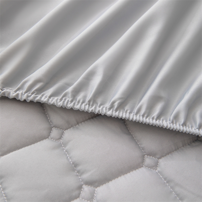 91家纺网 家纺一手货源 找家纺 拾小柒 2025新款A类原棉大豆纤维加厚床褥子床垫保护垫床笠款 潭水绿