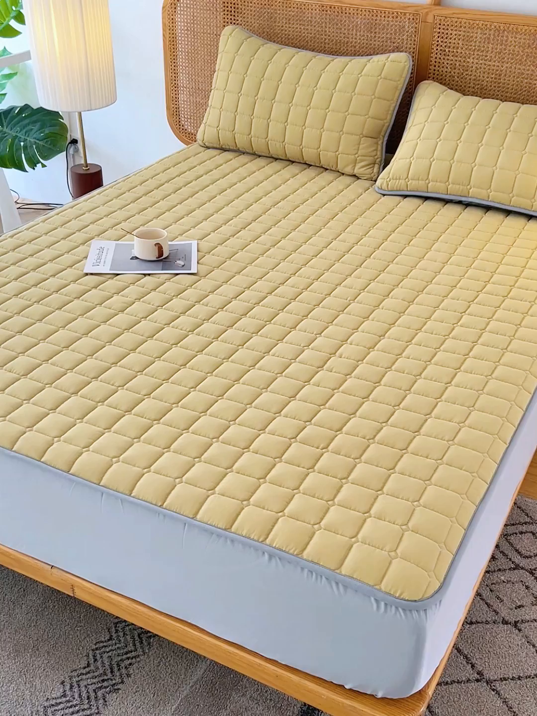 91家纺网 家纺一手货源 找家纺 拾小柒 2025新款A类原棉大豆纤维加厚床褥子床垫保护垫床笠款 柠檬黄