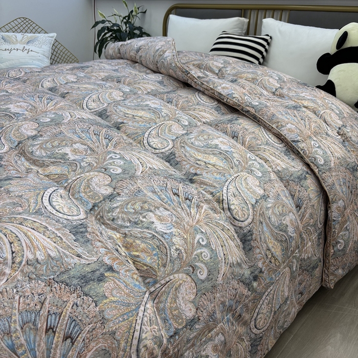 91家纺网 家纺一手货源 找家纺 太阳羽家纺 2025新款莱赛丝印花被加厚保暖被 乔治晶